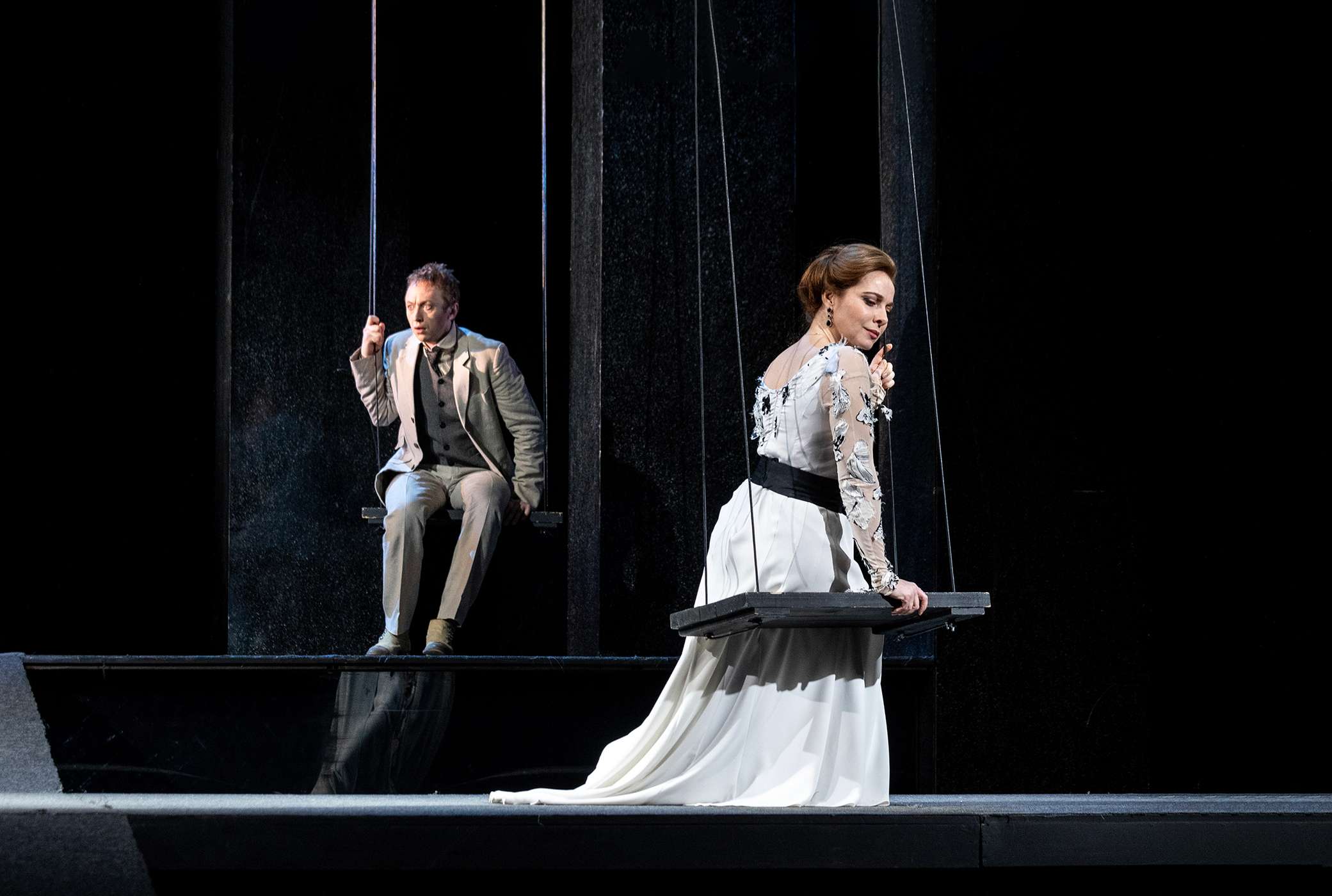 Идиот – афиша