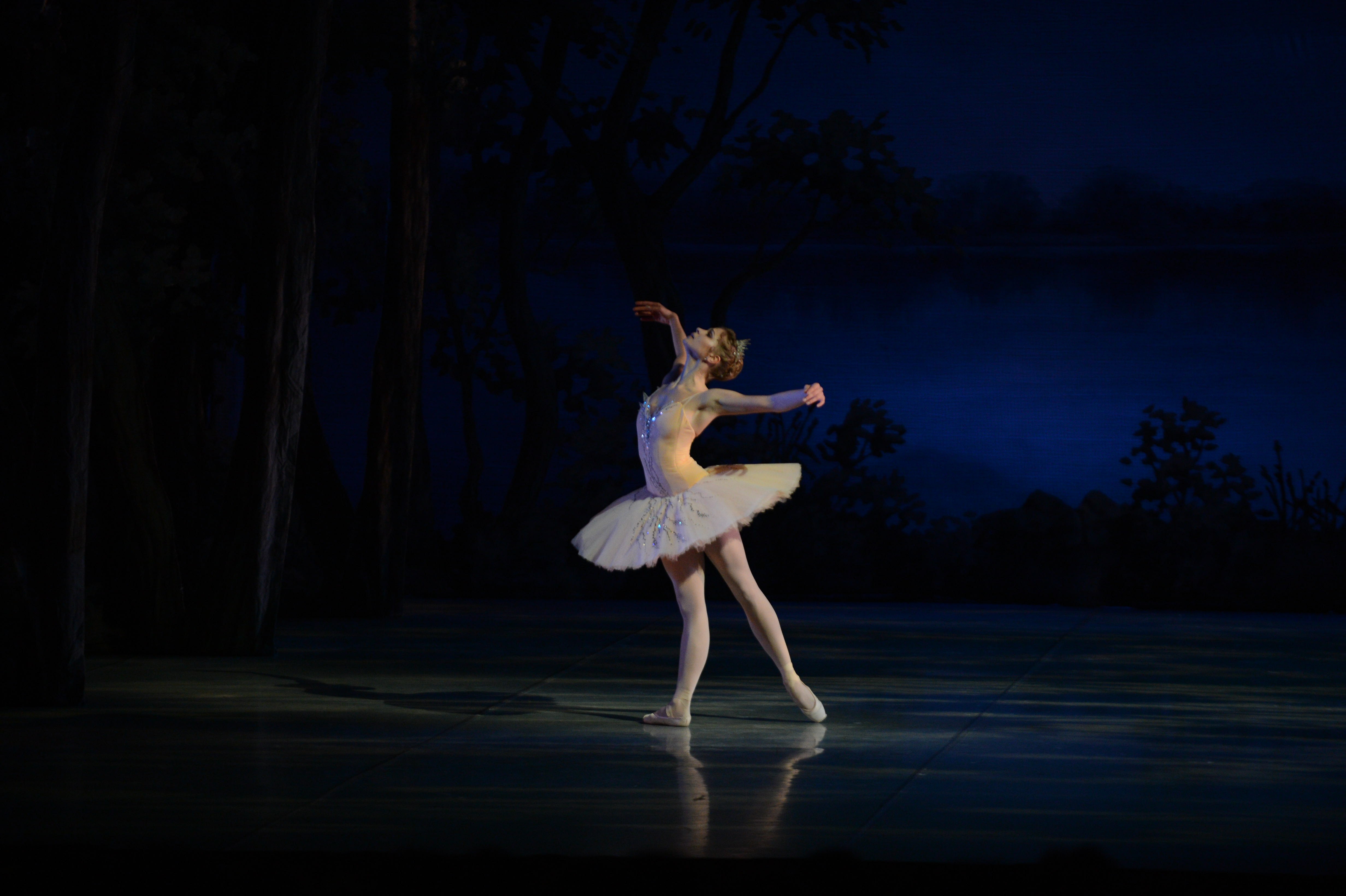 Заключительная сцена балета. Анжелина Воронцова балерина.