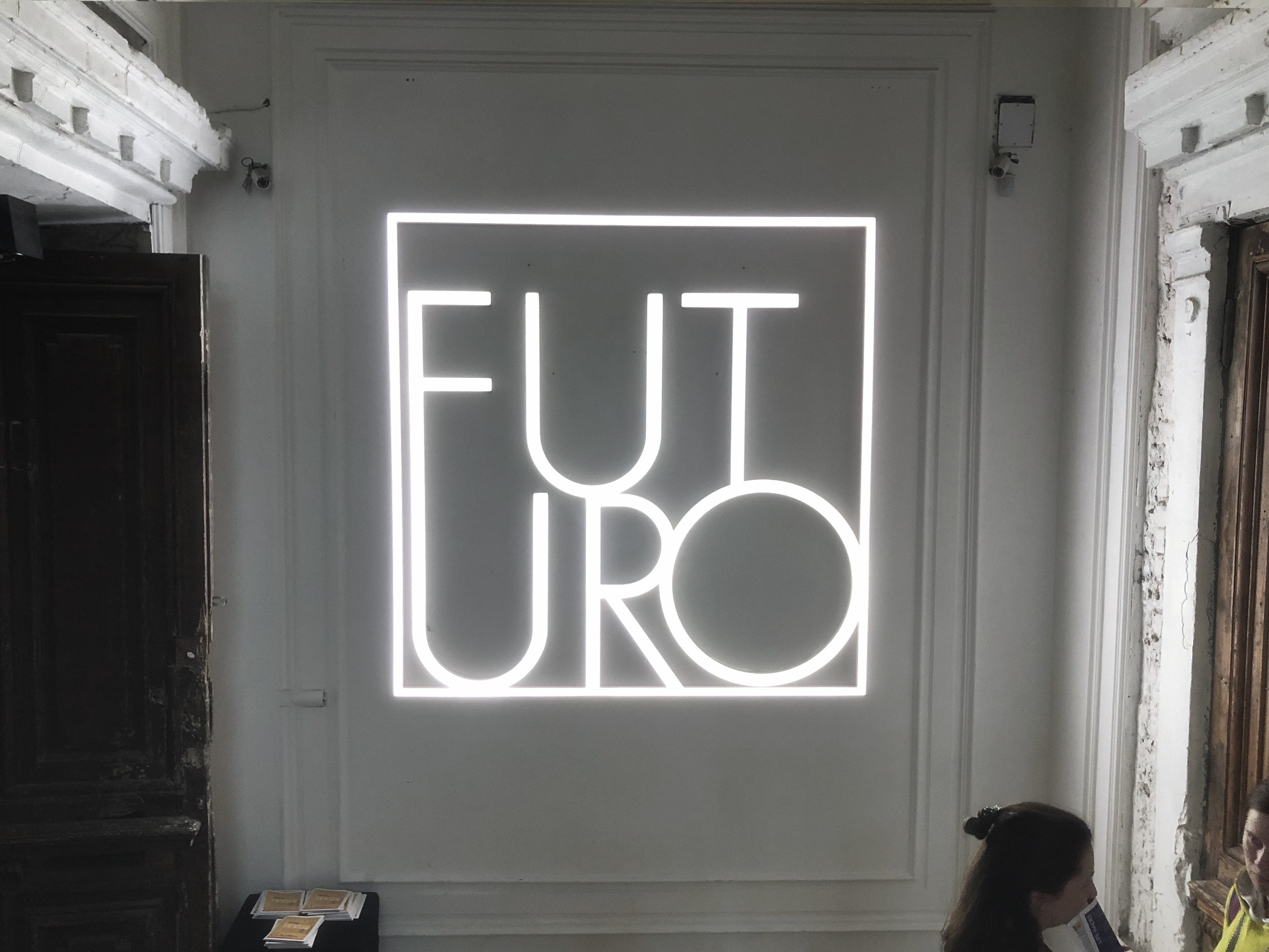 Futuro Gallery – афиша