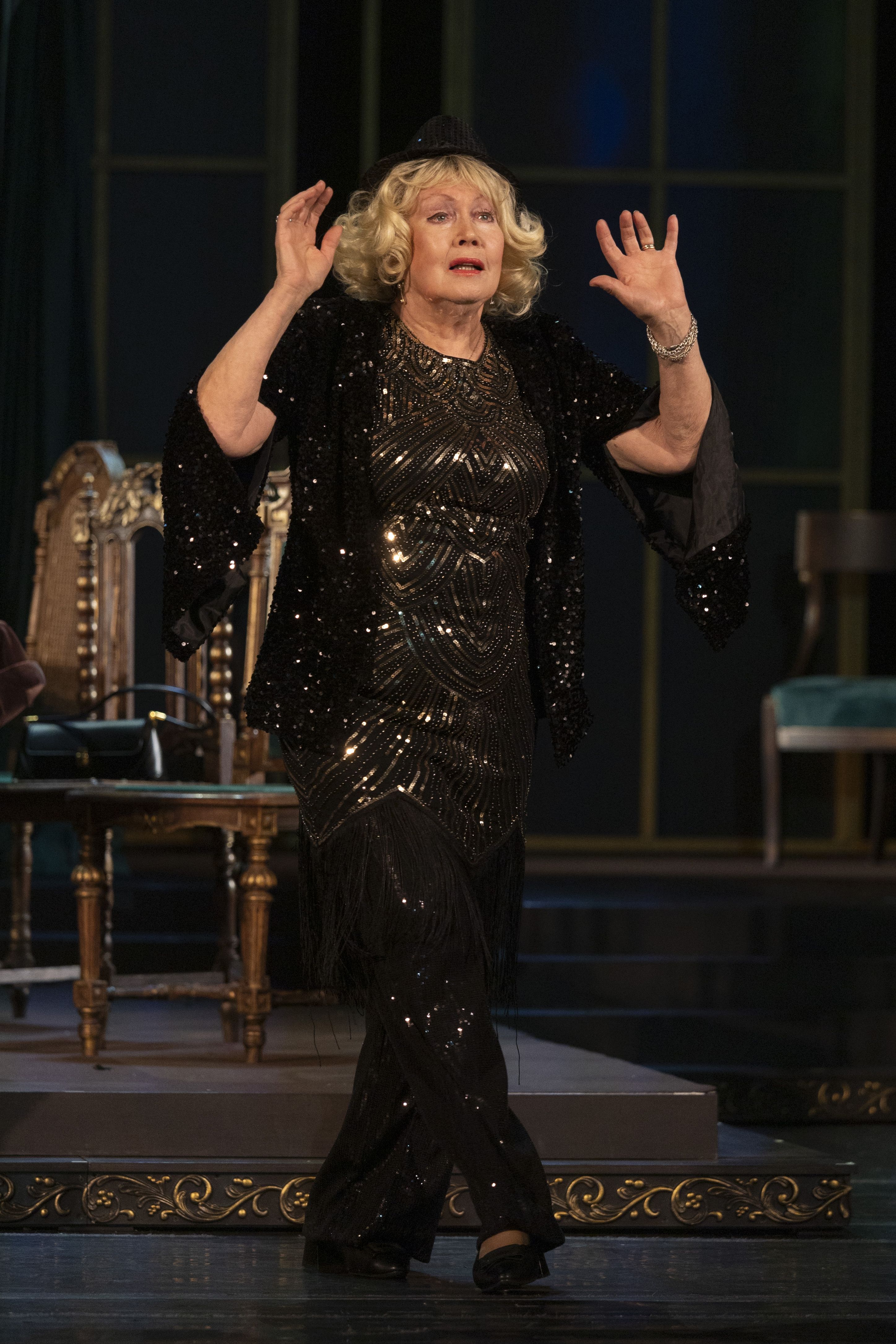 родные|близкие – афиша