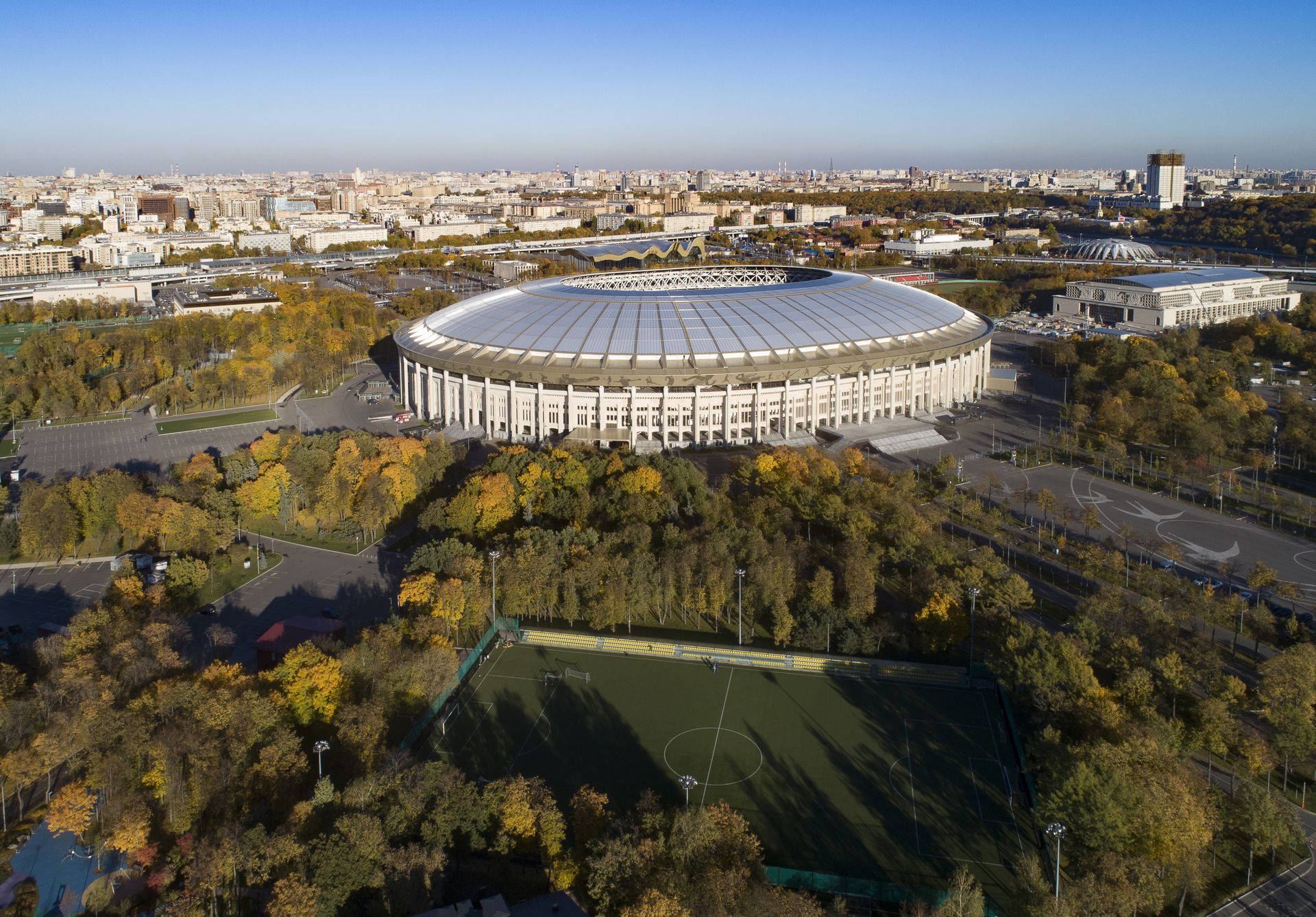 Олимпийский ком�плекс «Лужники» – афиша
