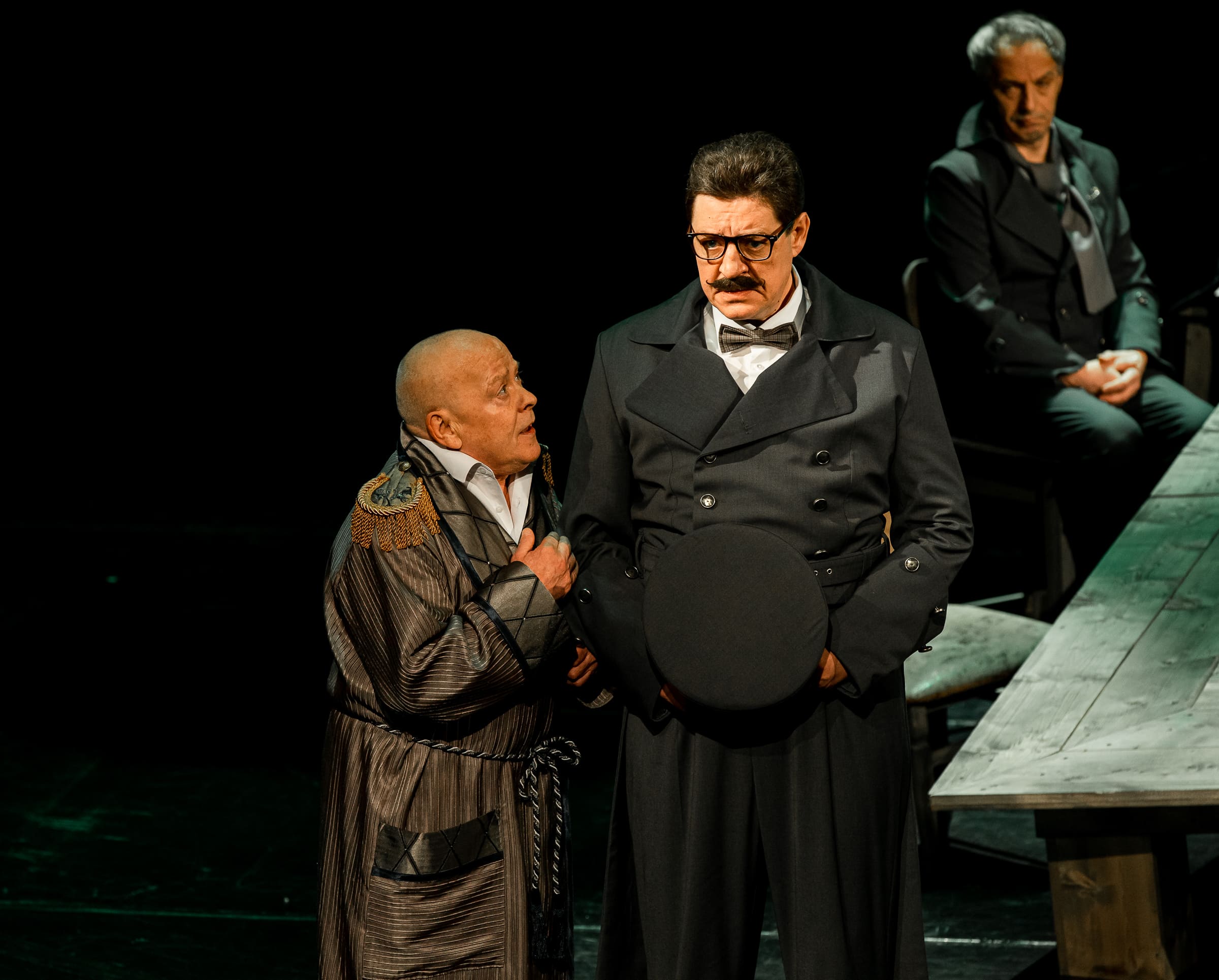 Ревизор – афиша