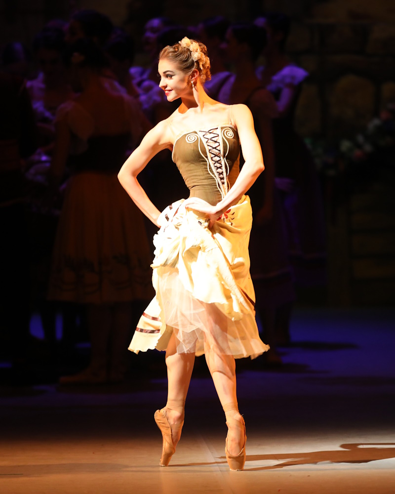 Лауренсия – афиша