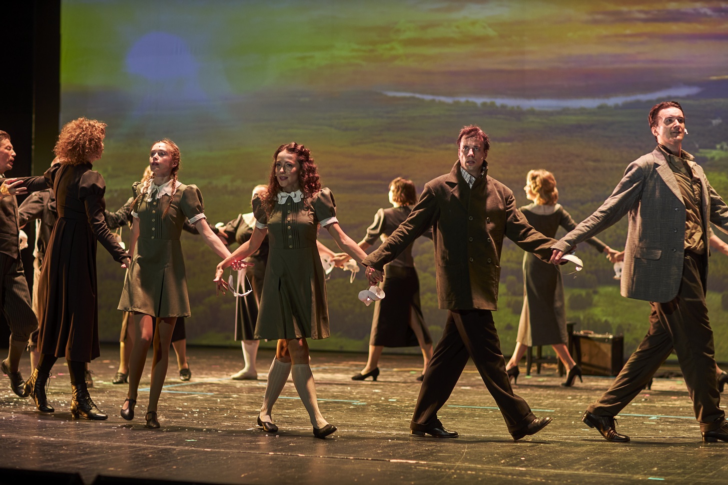 Перед рассветом – афиша