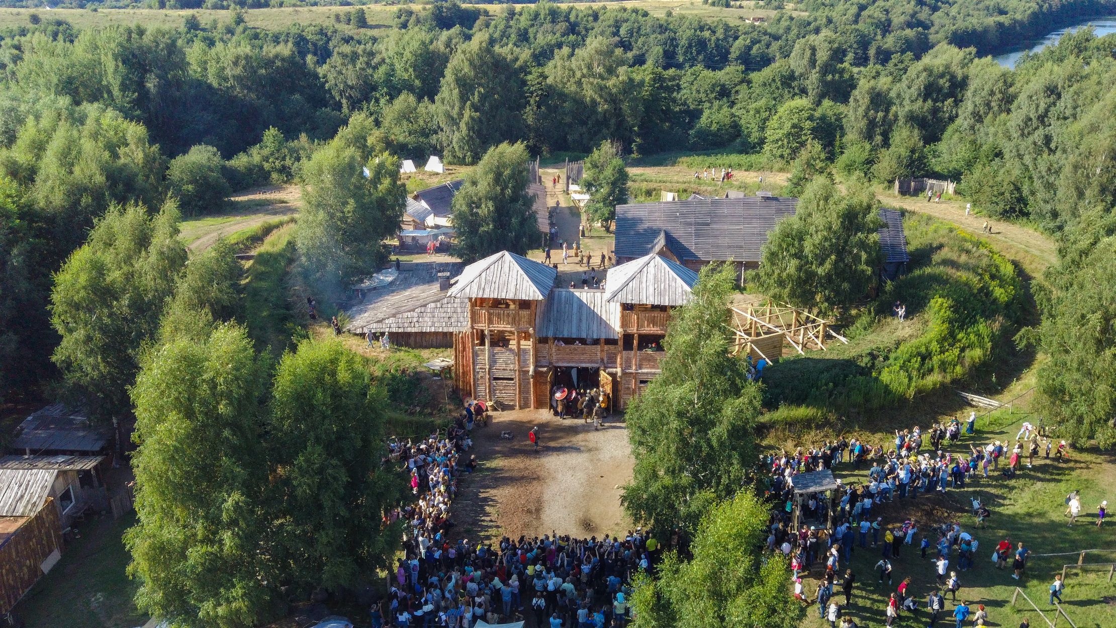Большой Кауп – афиша