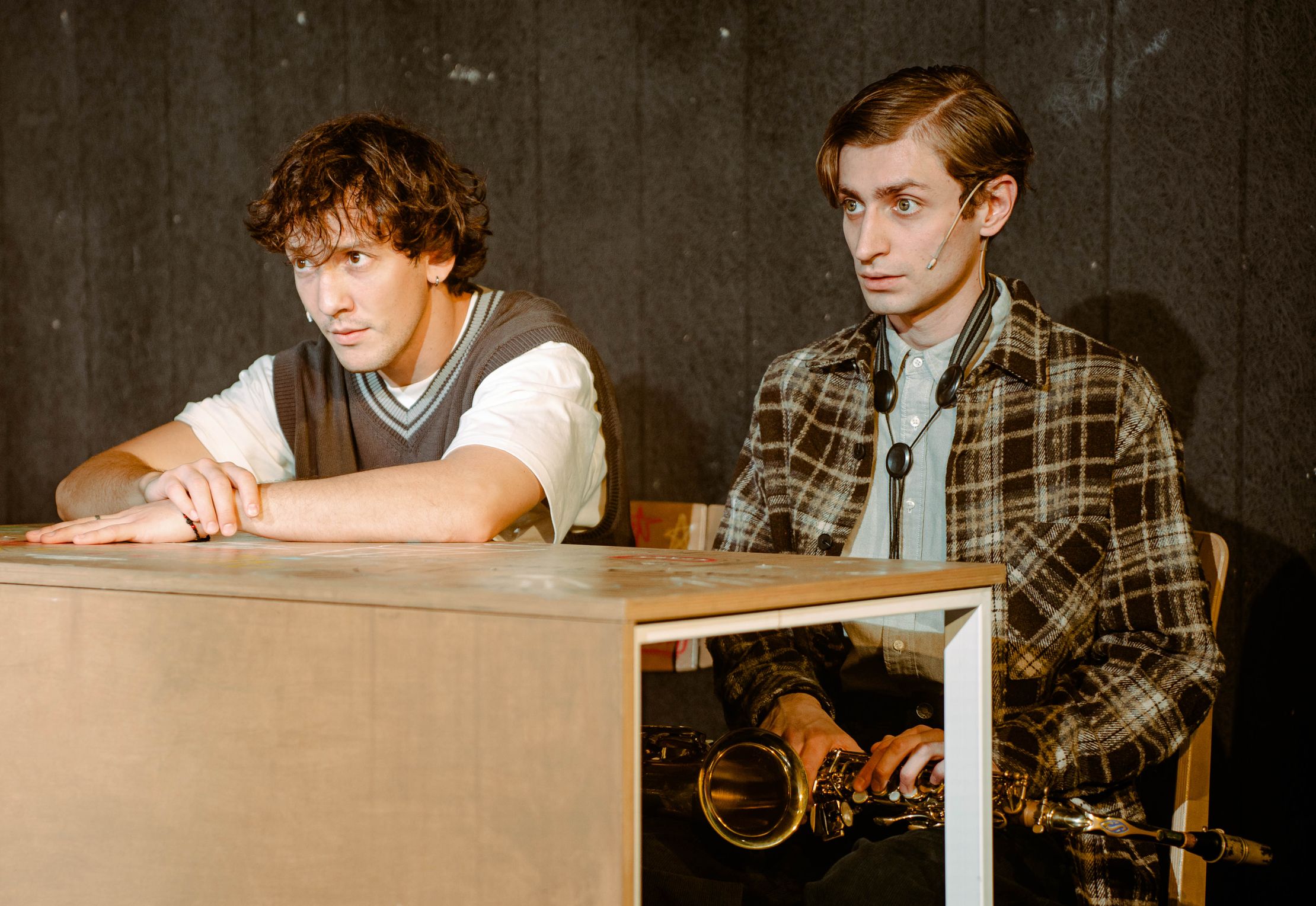 Гриша не свидетель – афиша