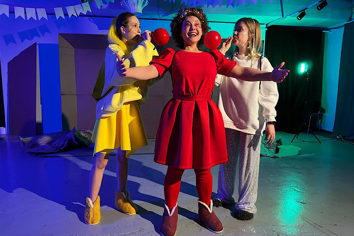 Новогодняя история игрушек – афиша