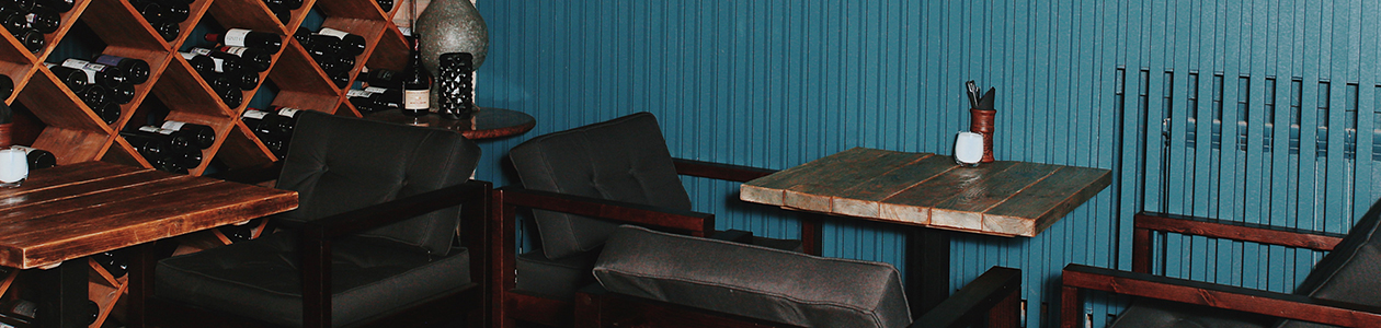 Винобар москва марксистская. Wino bar на таганке. 1. Wine bar таганская. Винный базар на никитском.