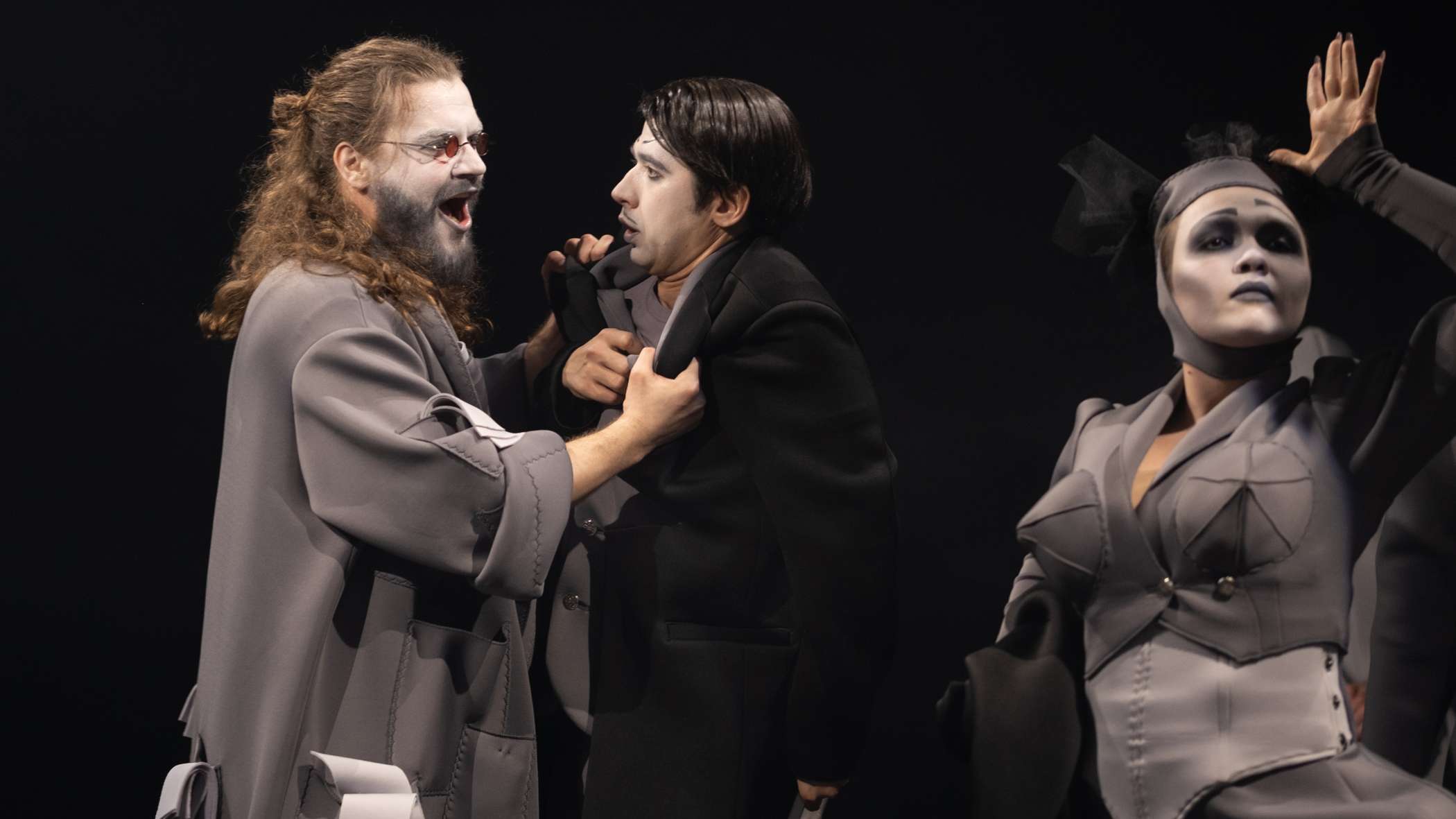 Идиот – афиша