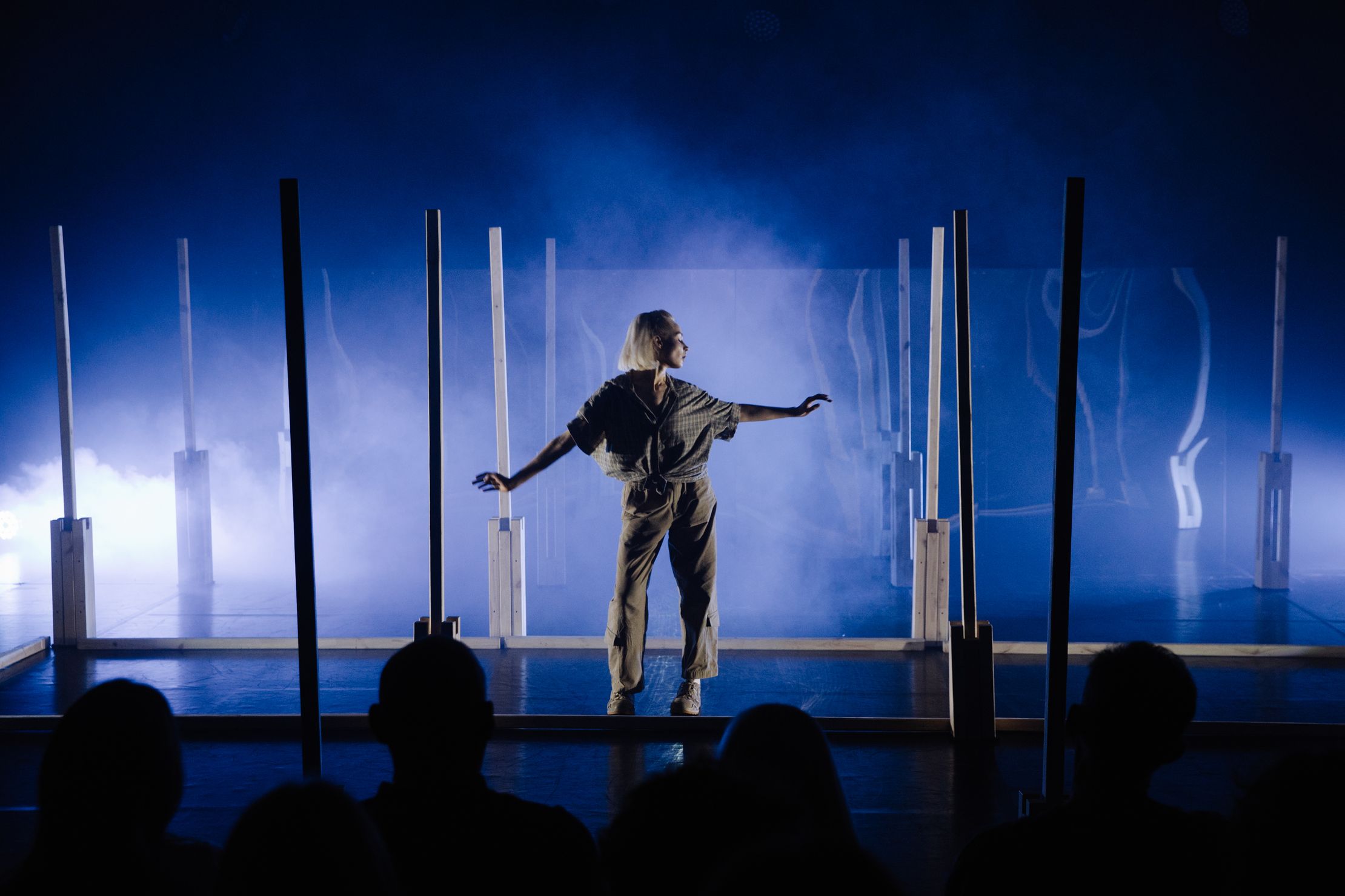 Плотник – афиша