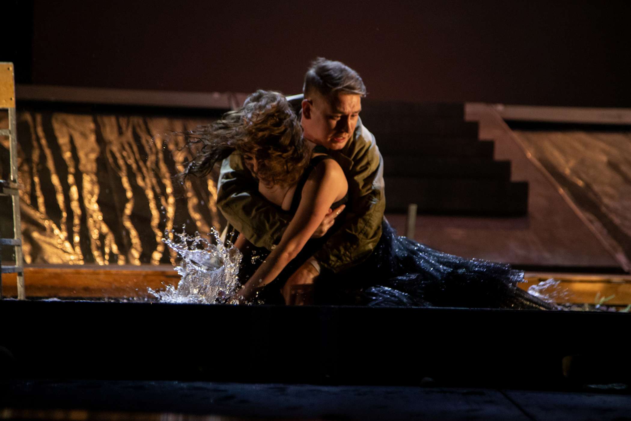 Бесприданница – афиша