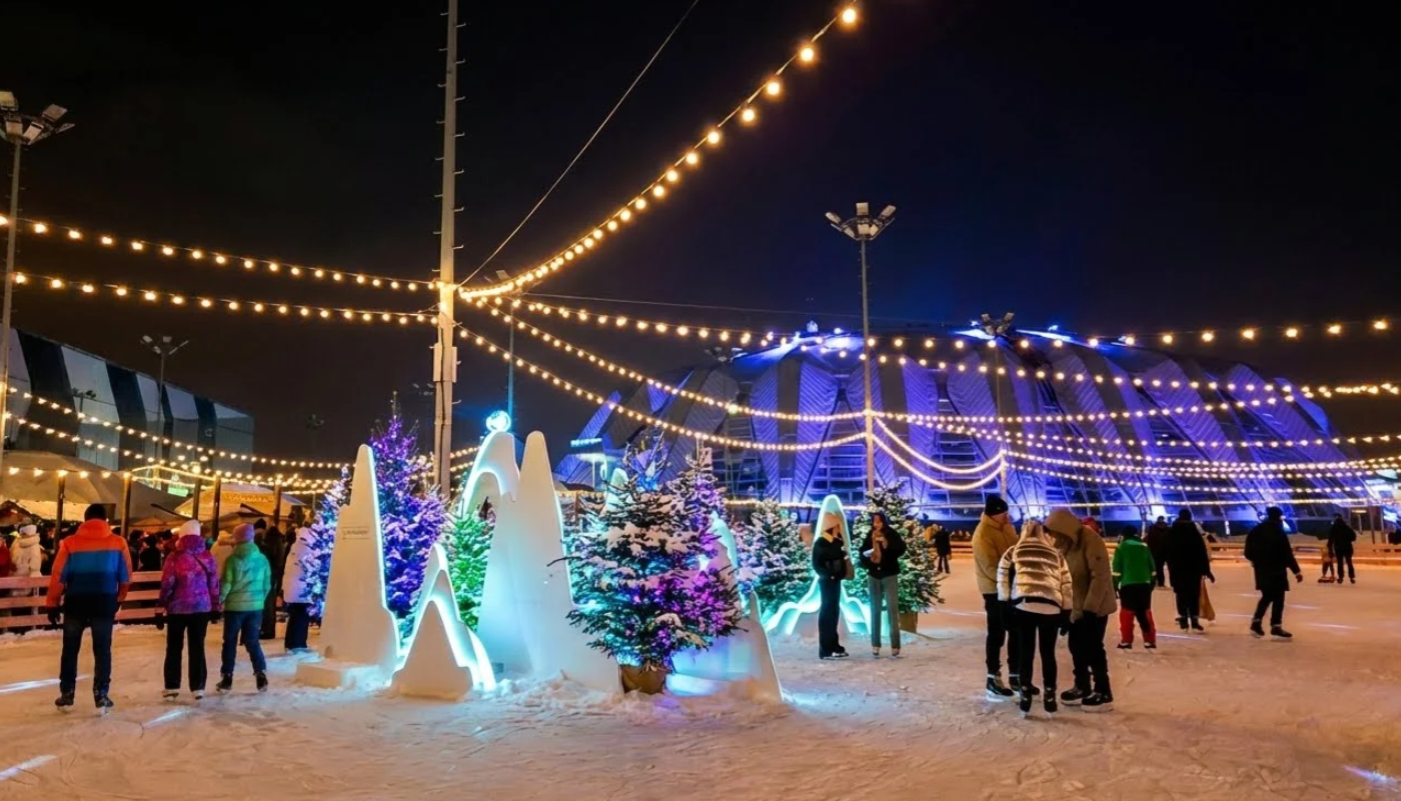 Каток на корте – афиша