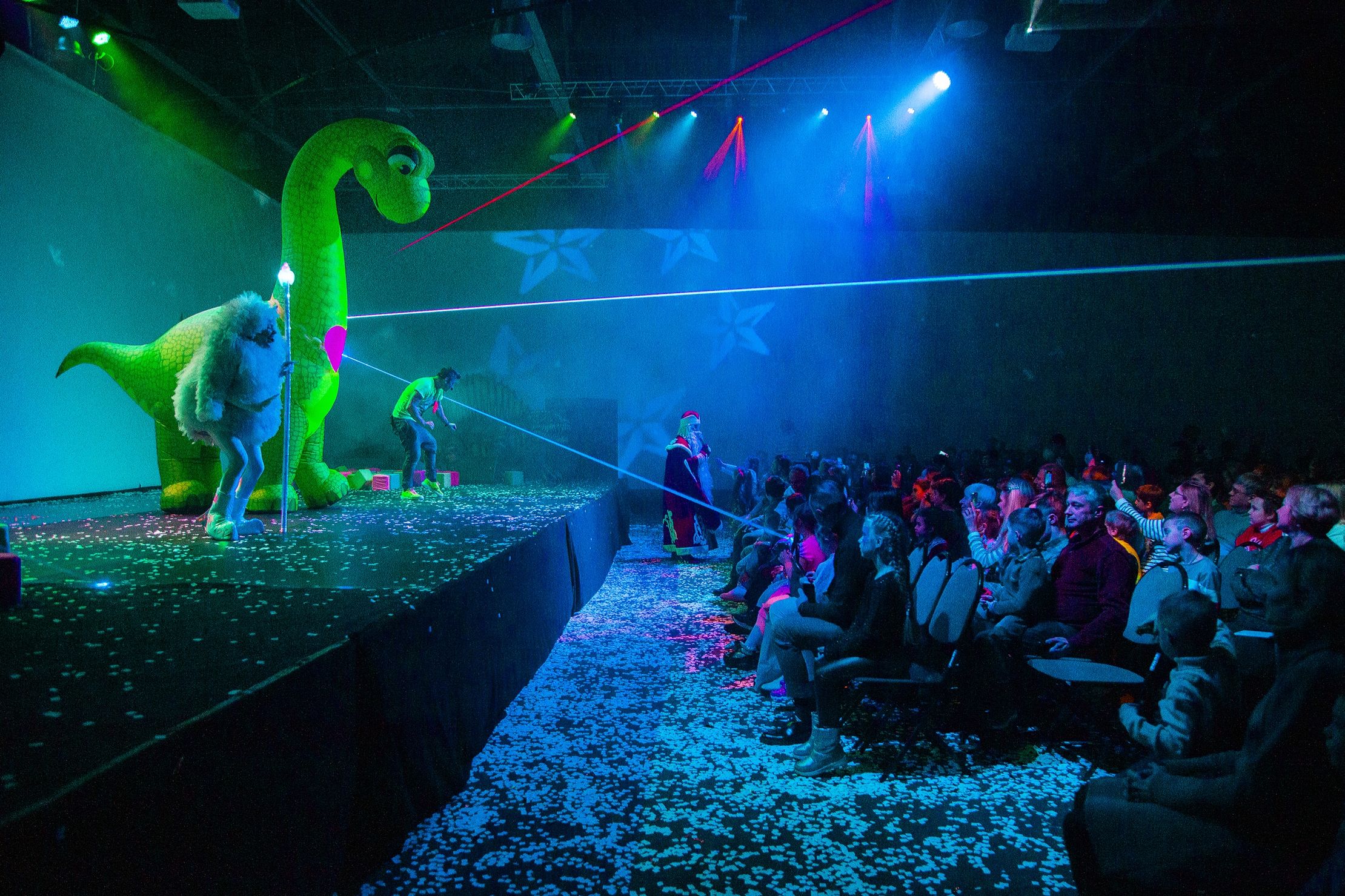 Новый год. Юрский период (Новогодняя версия шоу «Яйцо Динозавра») – афиша