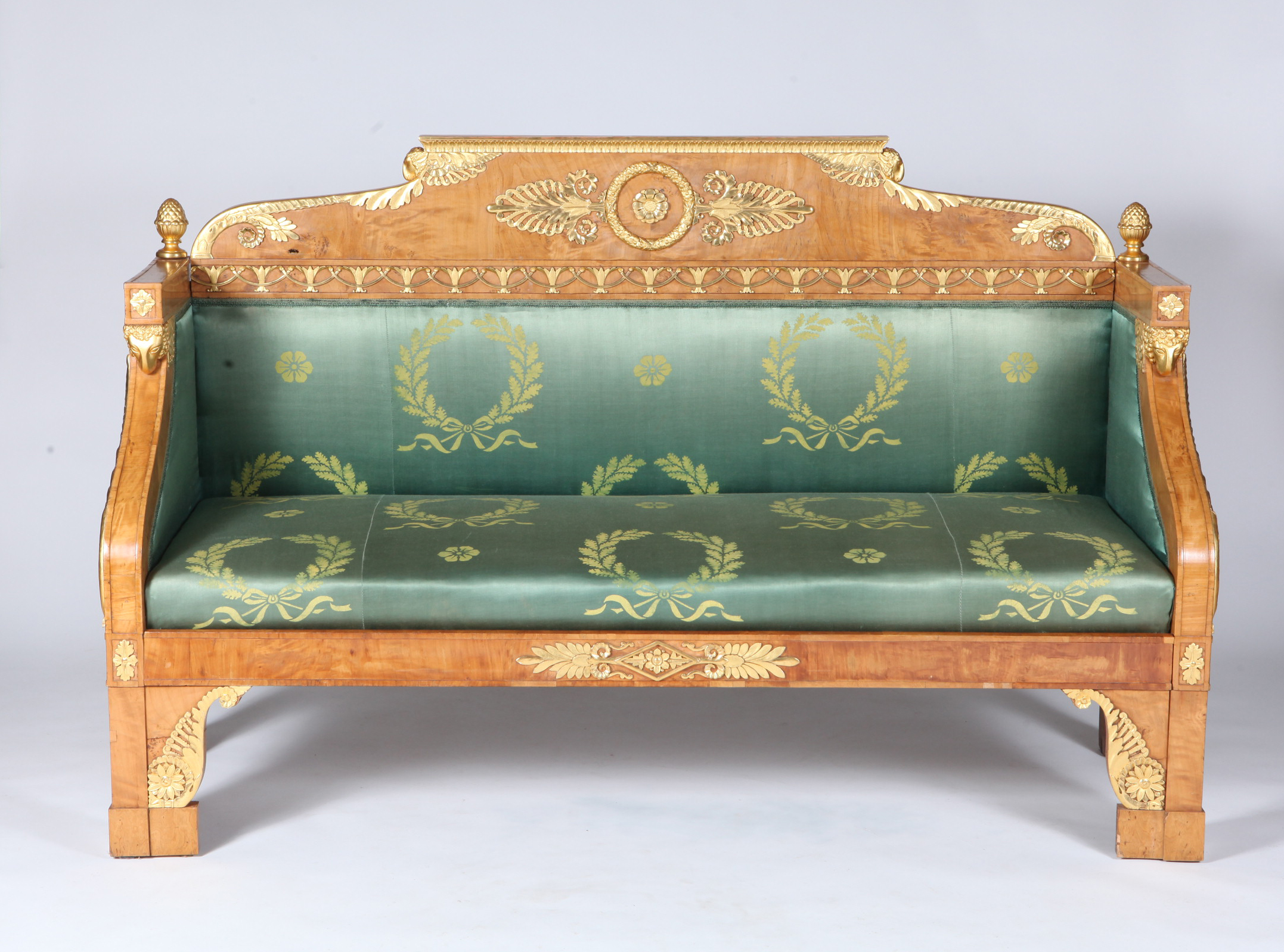 Екатерининский корпус Монплезира. Путешествие из Петергофа в Царицыно – афиша