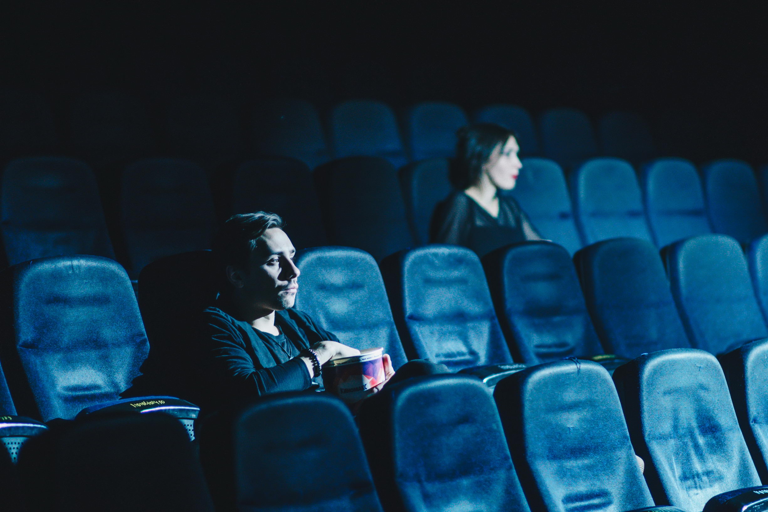 В поисках автора – афиша