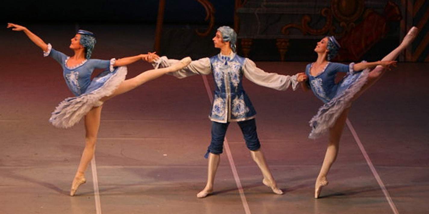 Пермский театр оперы и балета: Щелкунчик – афиша